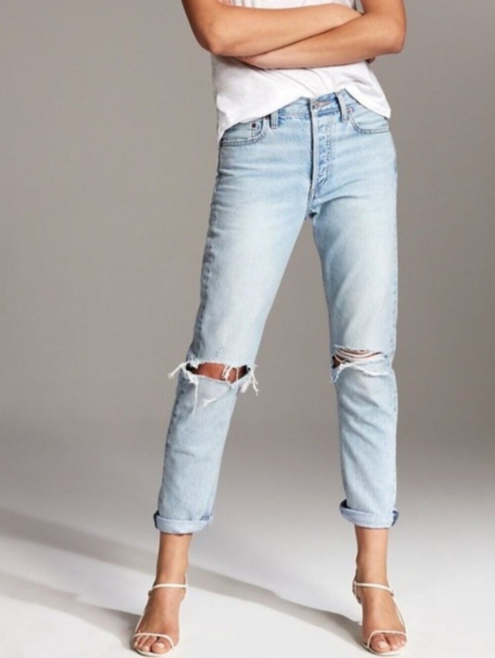 Aritzia Denim Forum | The Ex Boyfriend Distressed Jeans, Size 26 (Made Big)